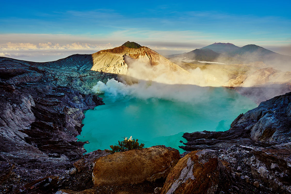 The Active Volcano for Adventurer Hikers